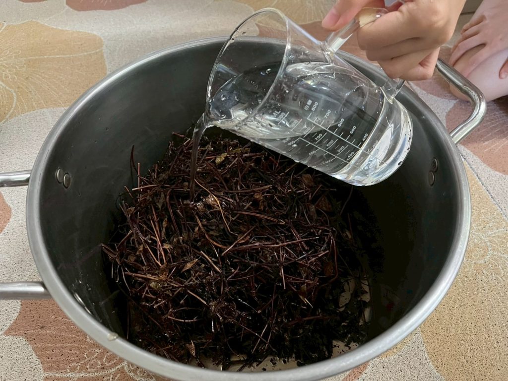 加入適當比例的水