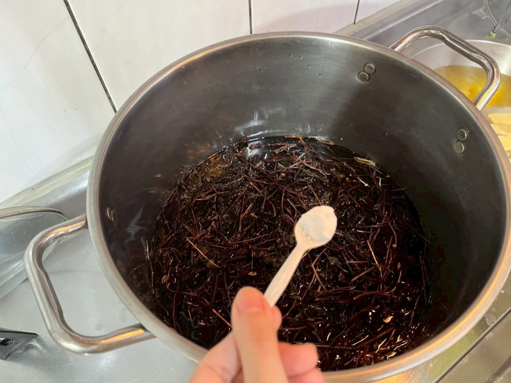 加入食用級小蘇打粉