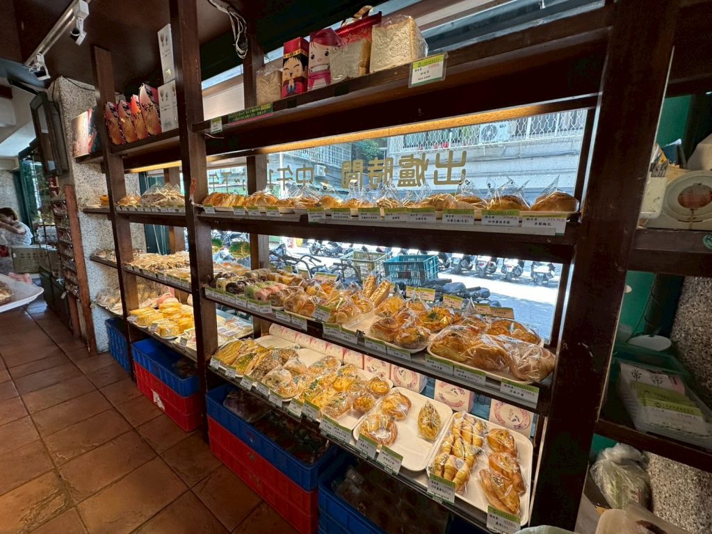 卡帛素食-麵包櫃