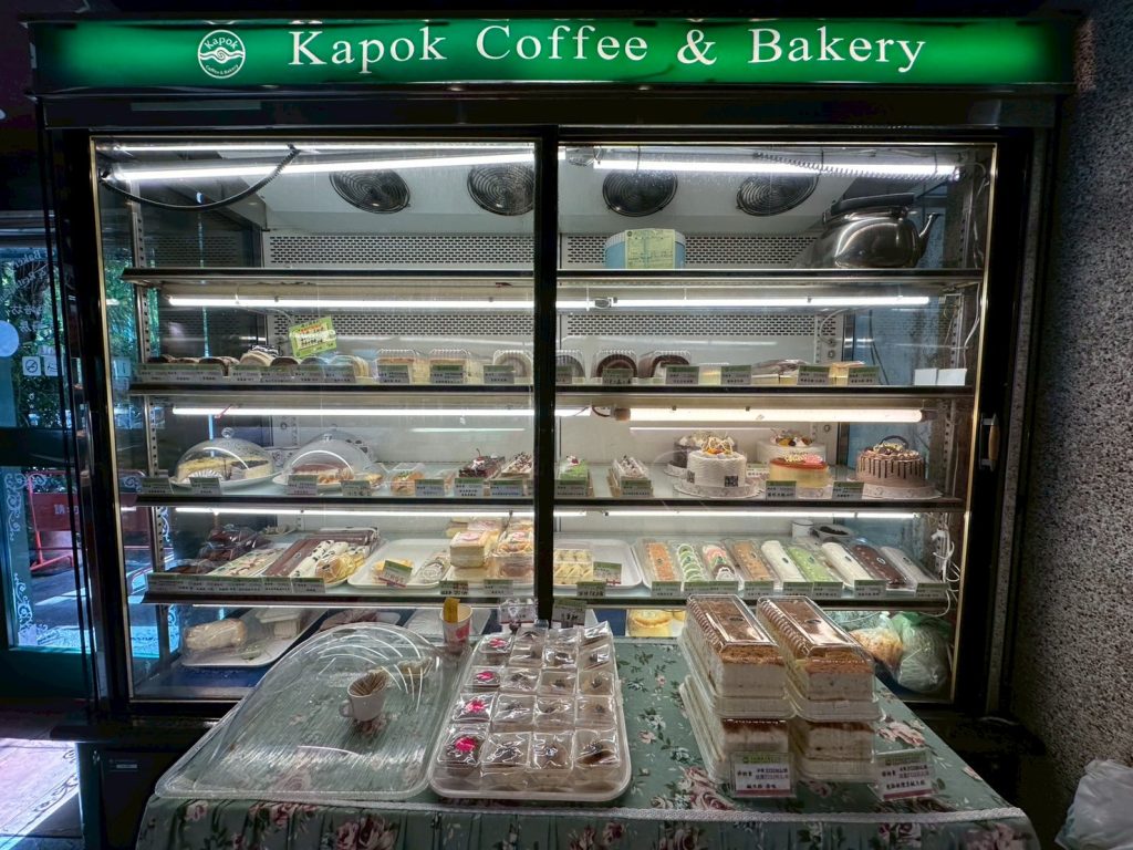 卡帛素食-蛋糕櫃