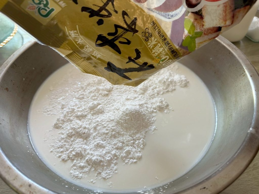 花生豆腐腦 加入在來米粉