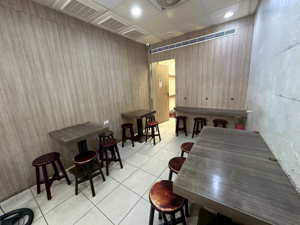 陳師兄素肉圓 內用區