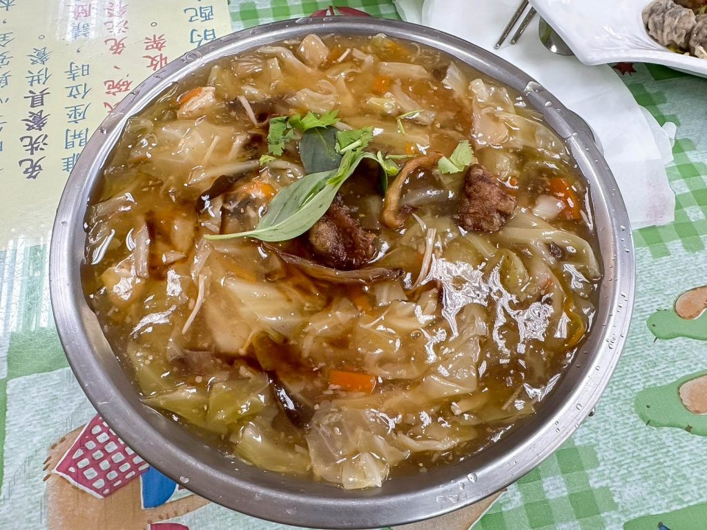 吳伯伯素食 素魷魚羹麵