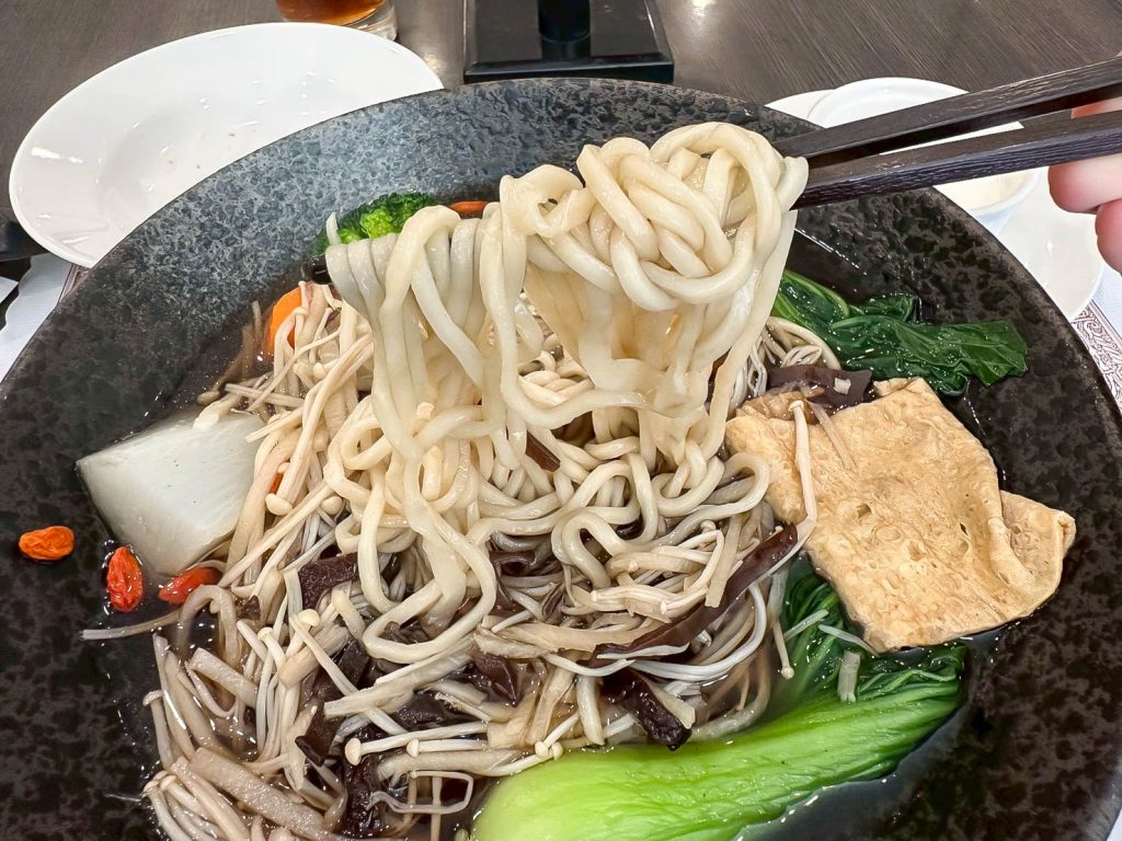 天香蔬食 養身藥膳拉麵