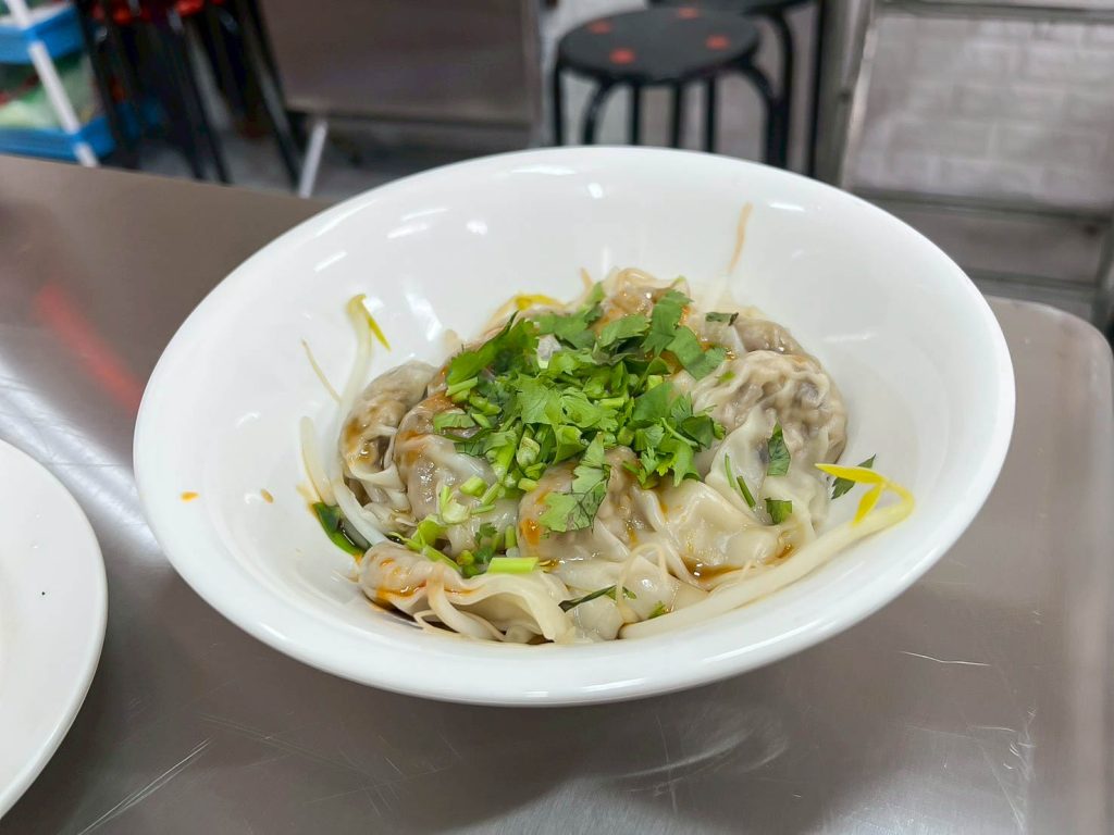 清香素食麵館 紅油炒手