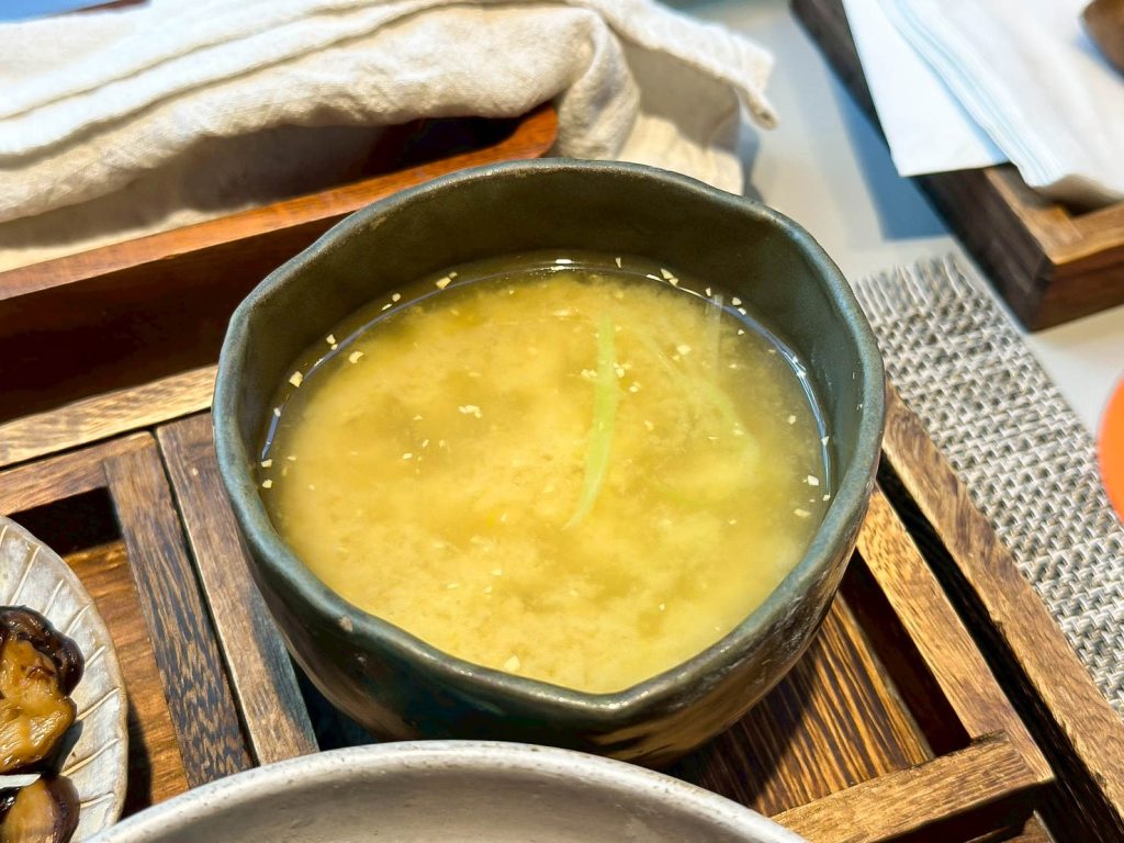 三津制麵 味噌湯