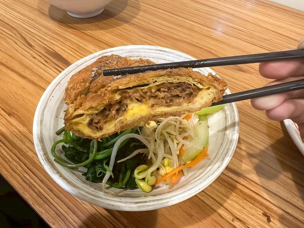 圓福蔬食 藍帶起士豬排-蓋飯