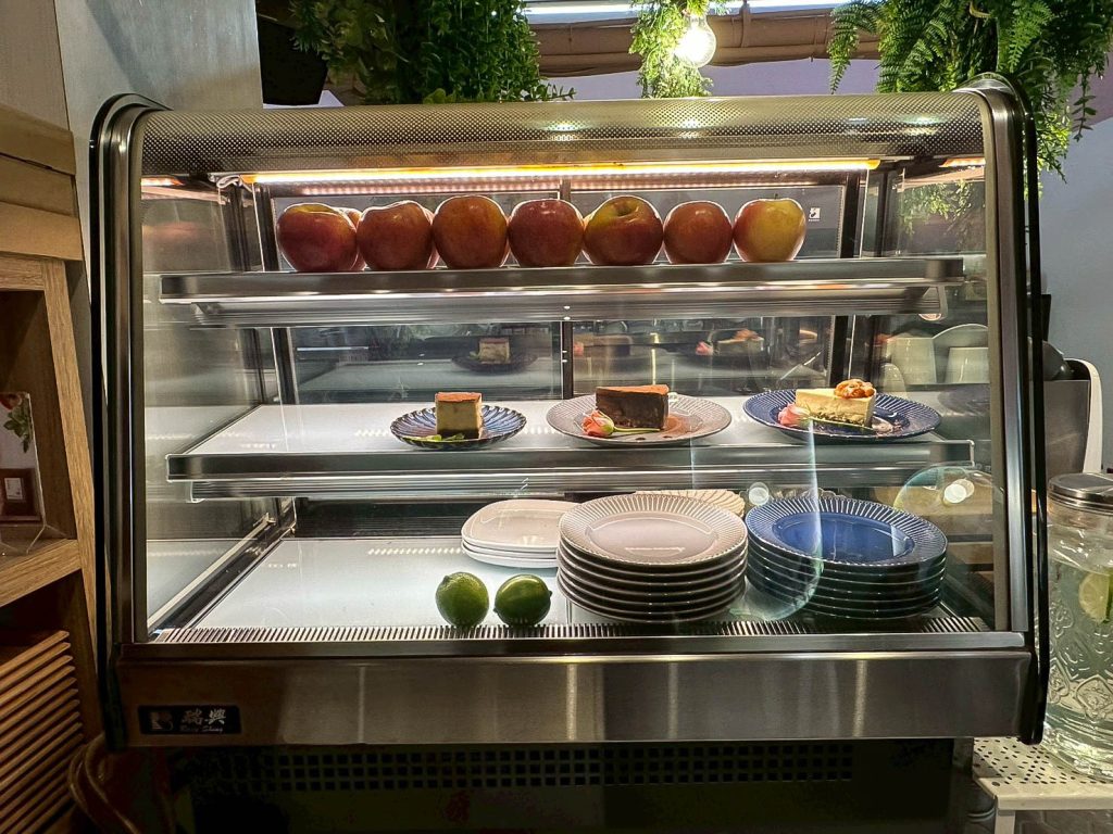 心家純淨蔬食 蛋糕展示櫃