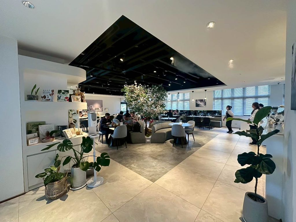 常不輕 店內環境