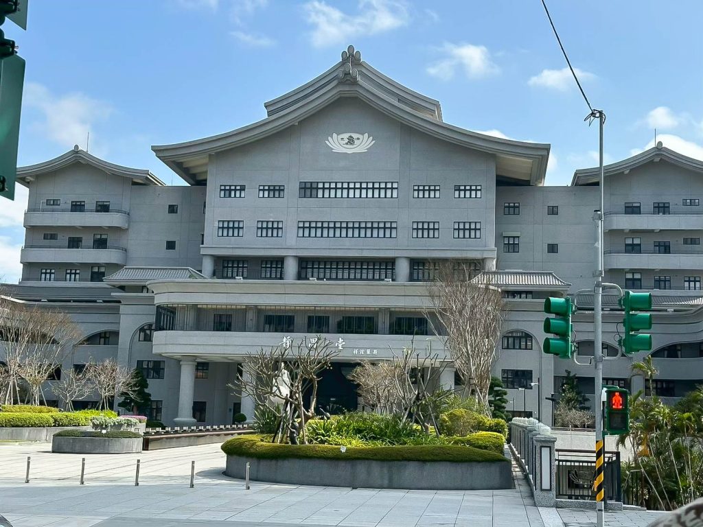 關渡慈濟靜思堂